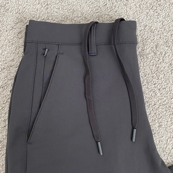 Uniqlo Men's Warm Stretch Pants NWT - Picture 5 of 6